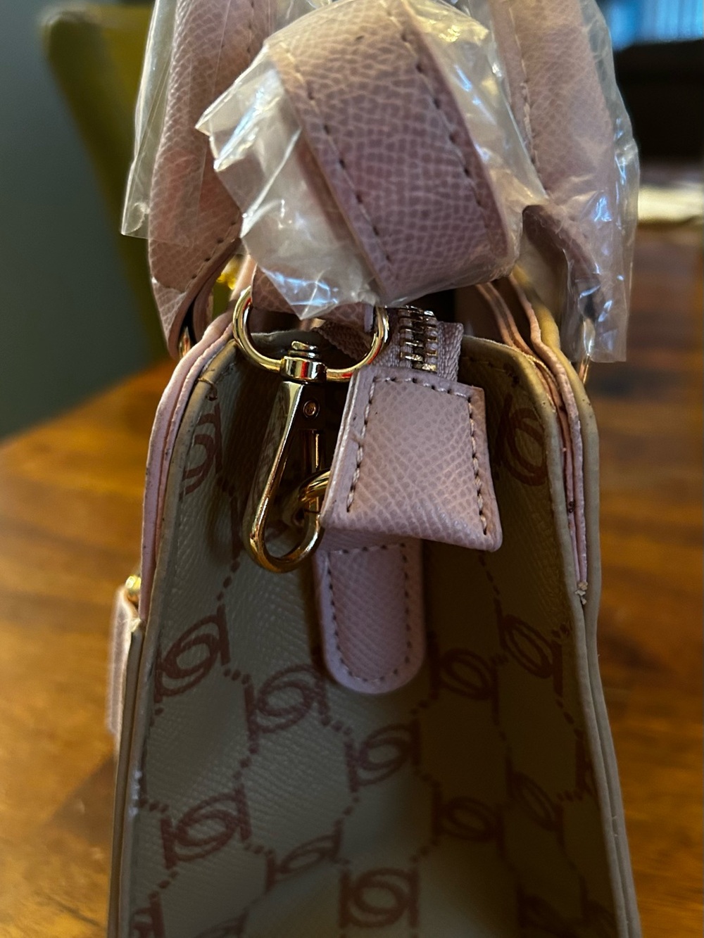 bebe Almond & Powder Pink Mini Satchel w/Gold Hardware Logo & Crossbody Strap - Picture 7 of 9